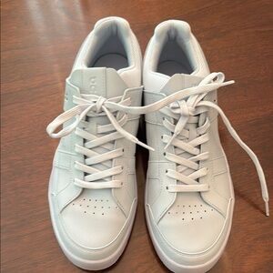 On Running The Roger Clubhouse - color Heather